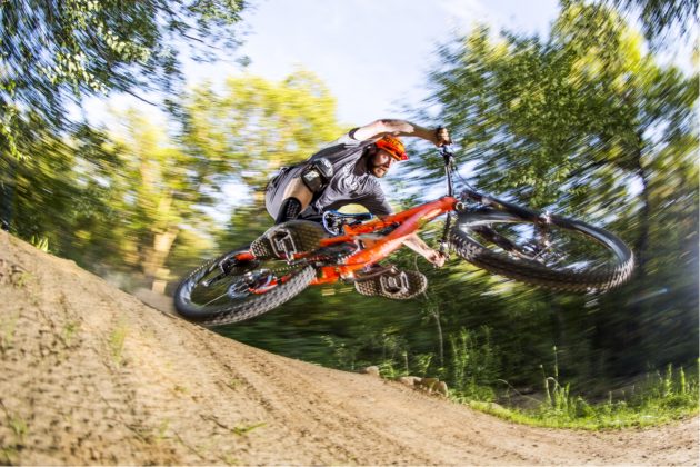Win a new Durolux 27.5 all-mountain fork