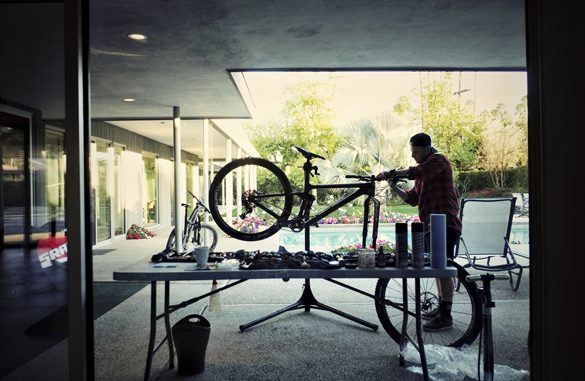 Desert Dreaming with the Rockshox RS-1